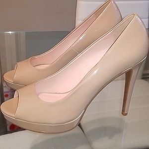 Nude Chinese Laundry pumps, size 10